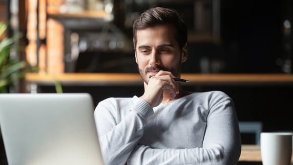 Mann Webinar Laptop Mann Webinar Laptop