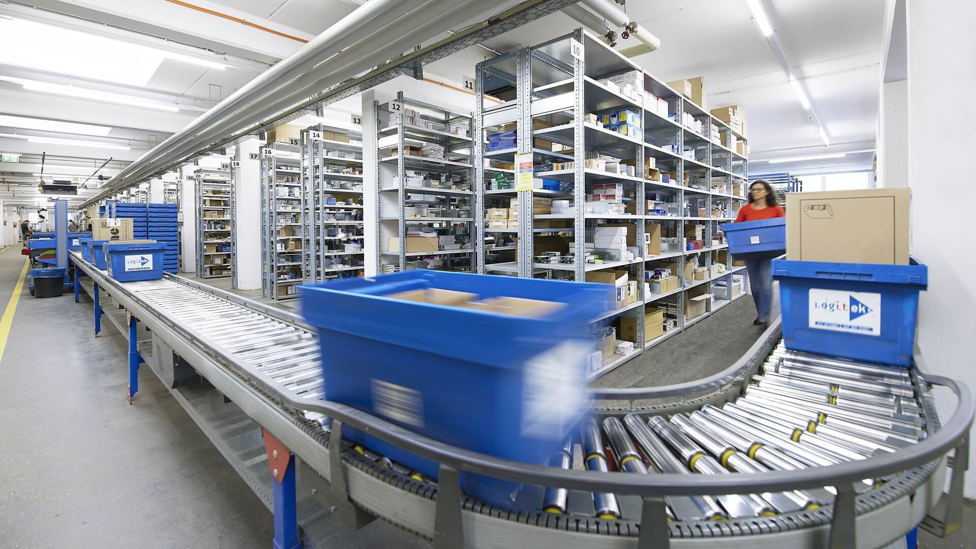 PBS Holding AG Logistik Förderband